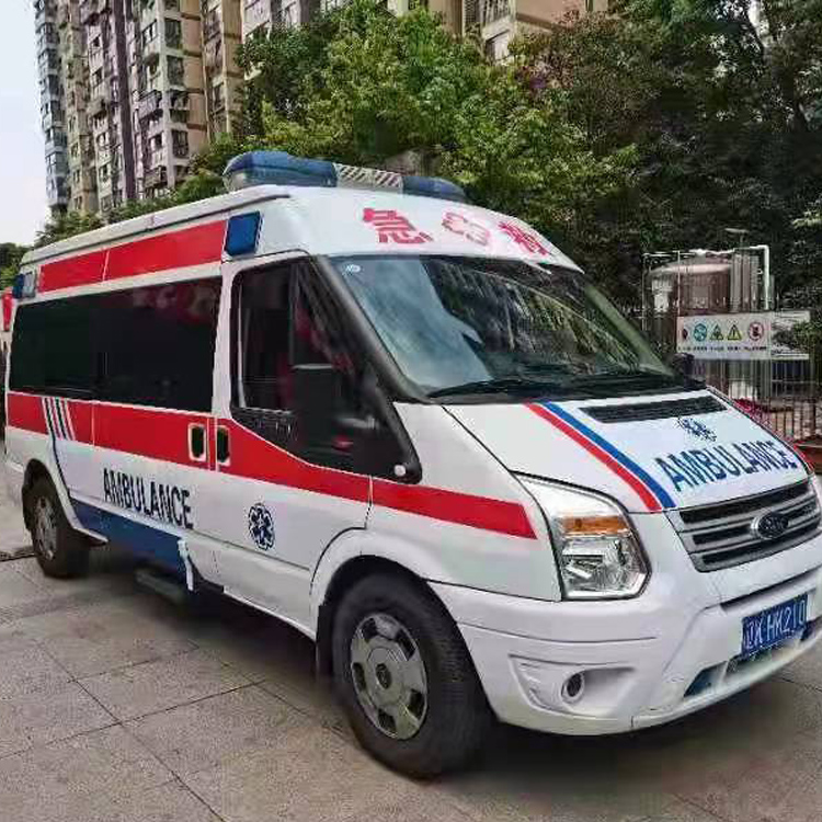 桂平长途救护车护送病人返乡